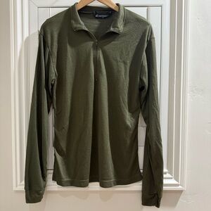 Performance Olive Green Athletic Long Sleeve Top - Size Medium